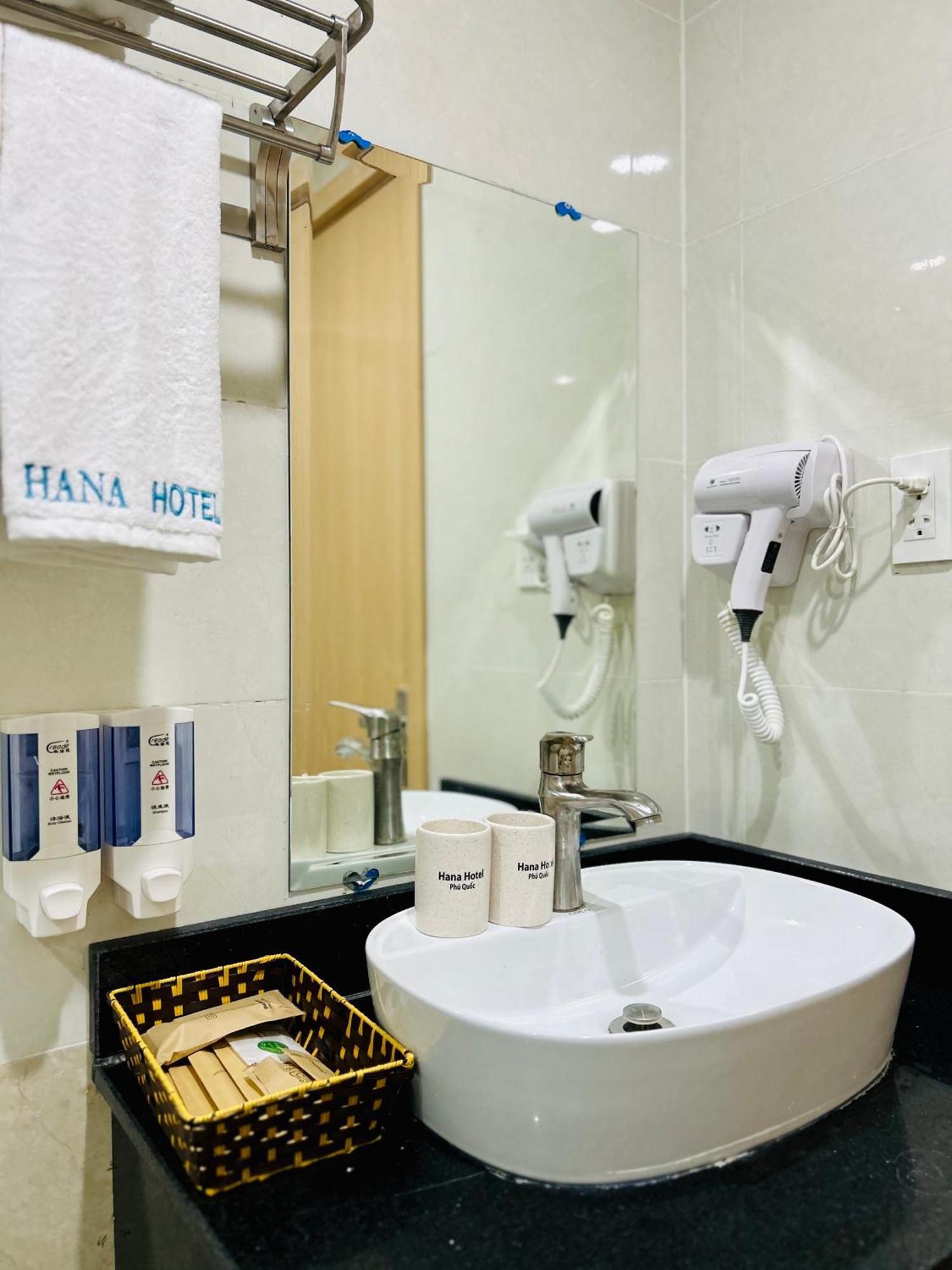 Hana Hotel Sonasea Night Market Phu Quoc Bagian luar foto