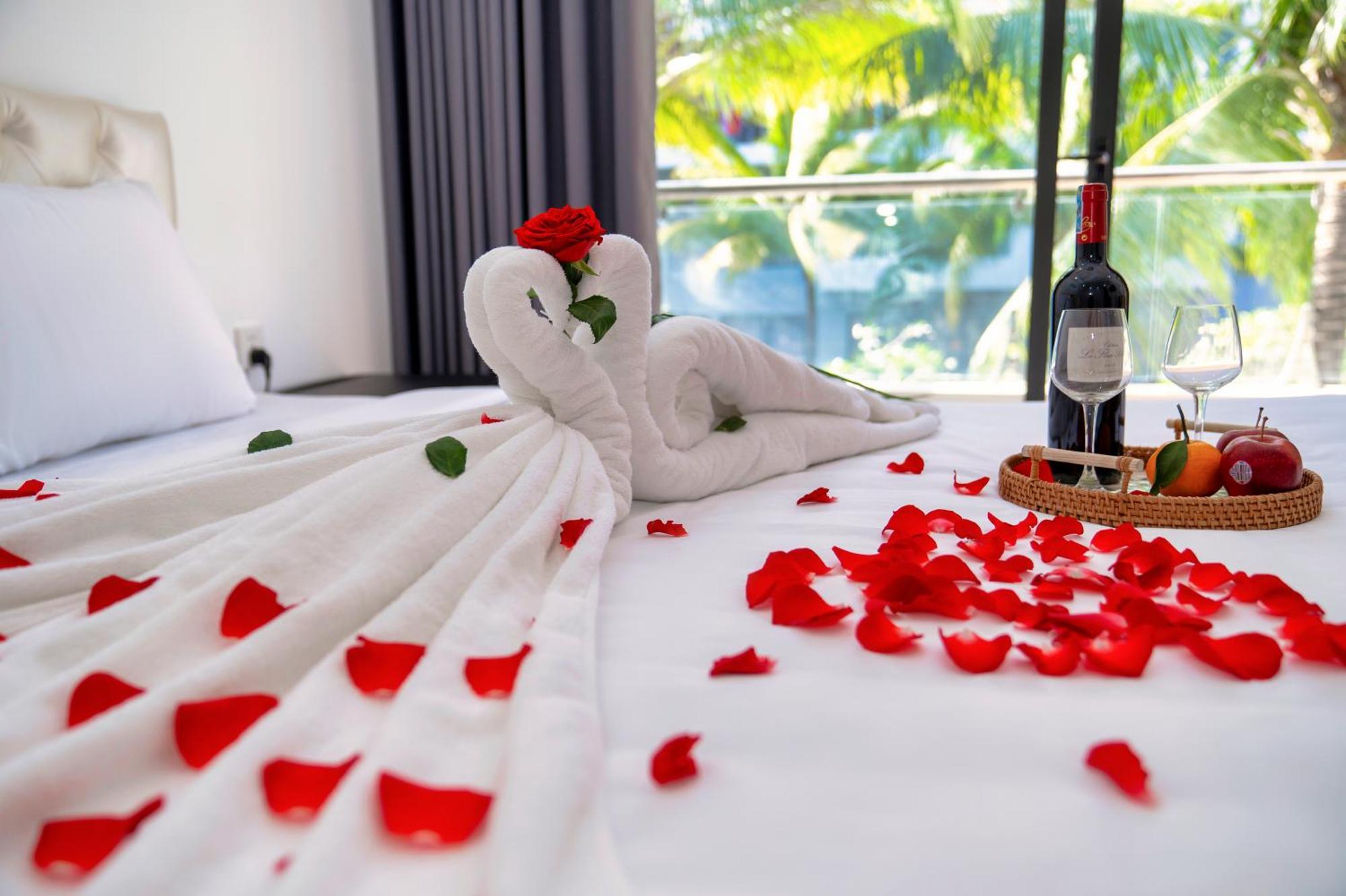 Hana Hotel Sonasea Night Market Phu Quoc Bagian luar foto