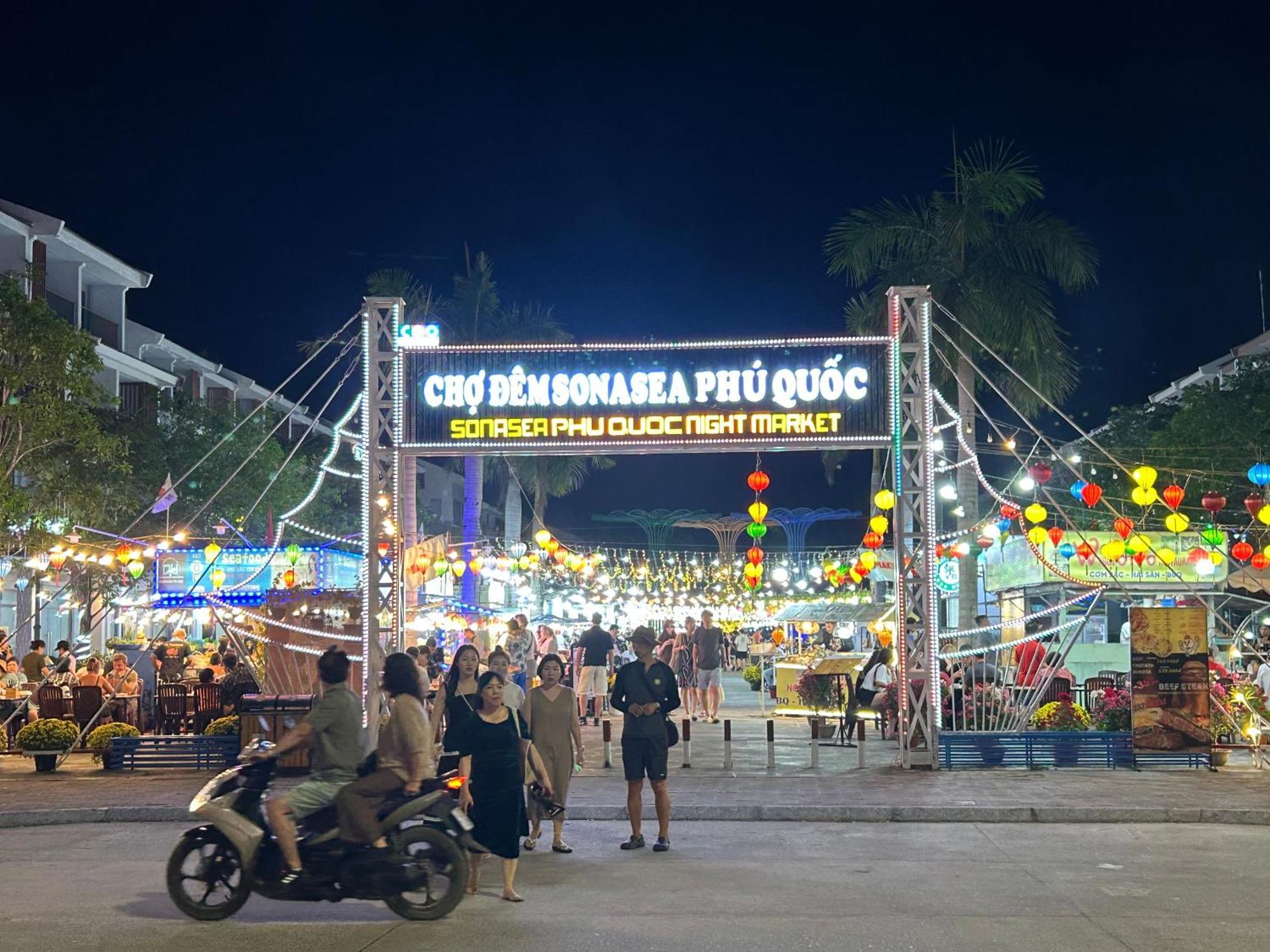 Hana Hotel Sonasea Night Market Phu Quoc Bagian luar foto